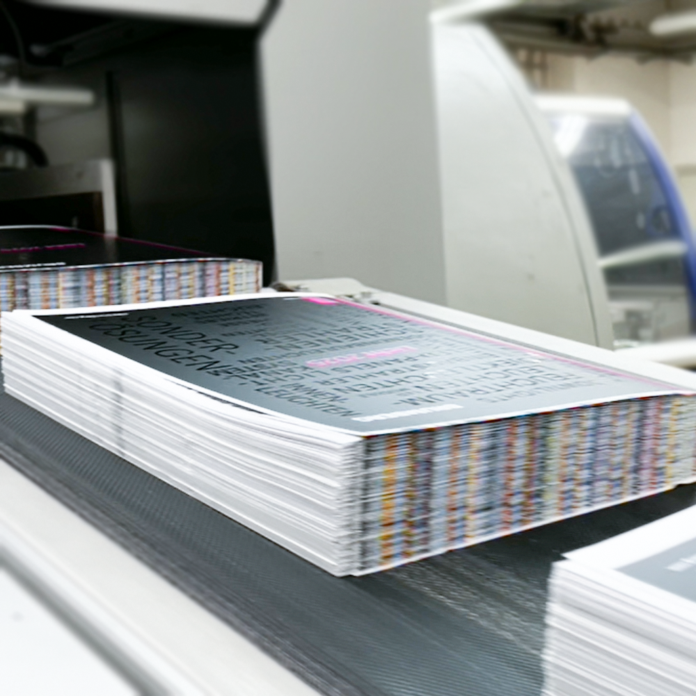 Meo Media kolbus Klebebinder Katalogdruck Druckerei